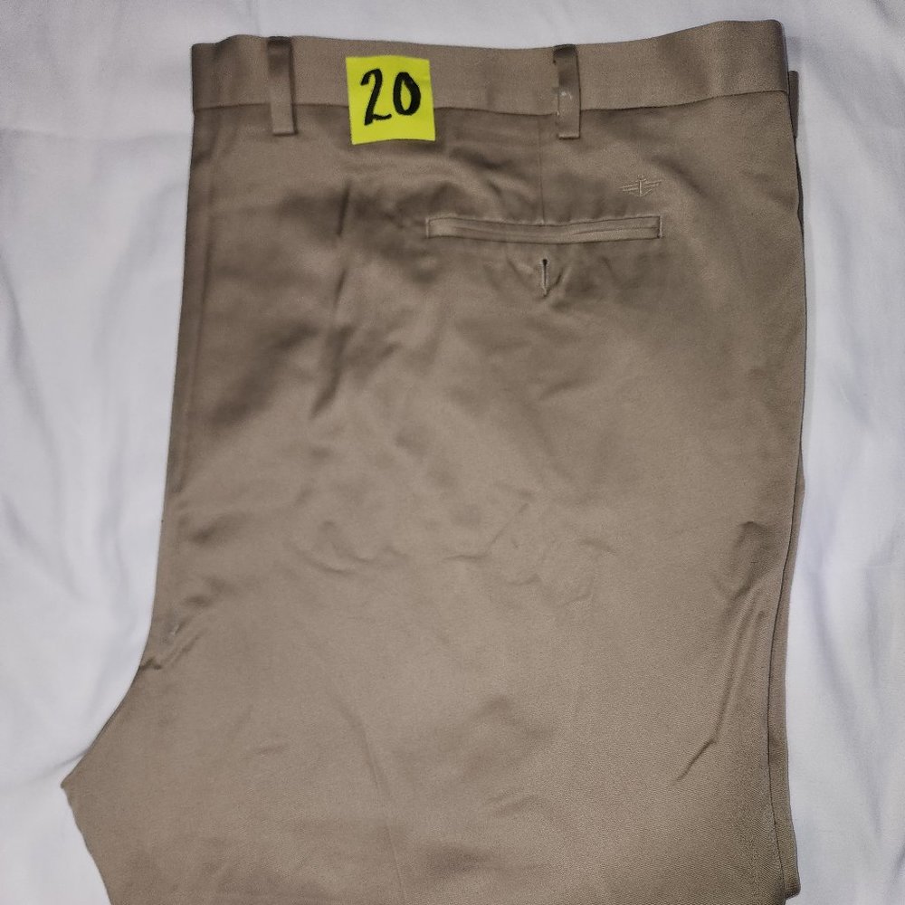 Dockers Khaki Pants 58 x 32
